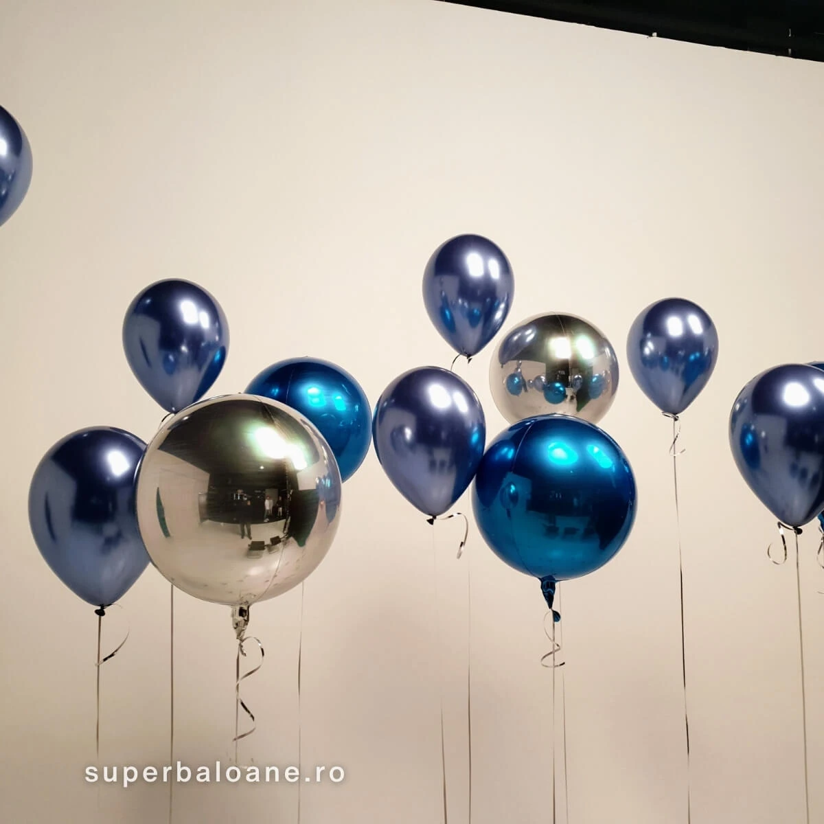 baloane albastre argintii baloane cu heliu